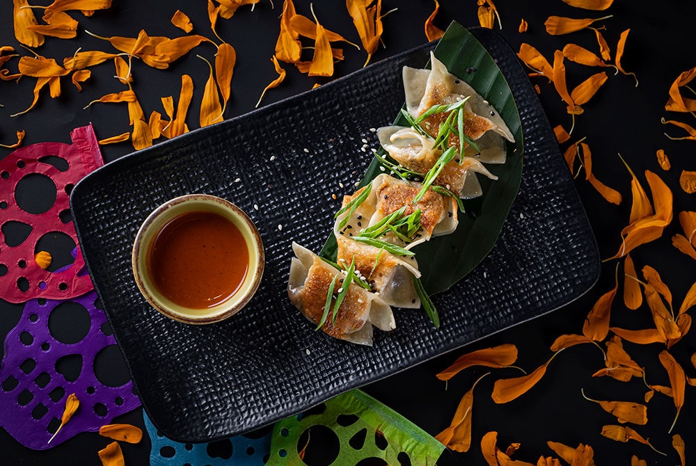 dumplings-Chilangos-sesame